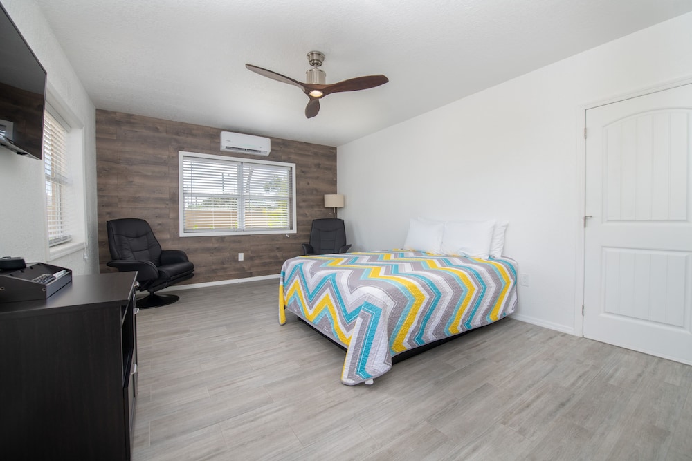 Studio Suite photo 1