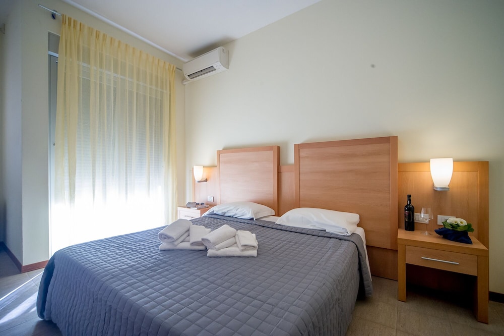 Standard Quadruple Room photo 3