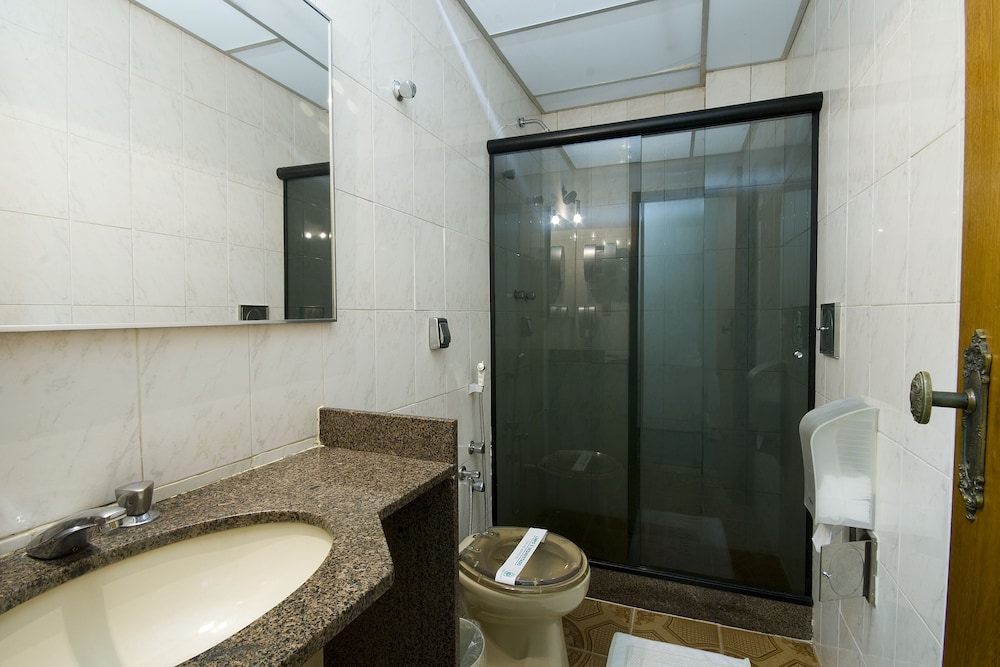 Family Quadruple Room - Photo 11