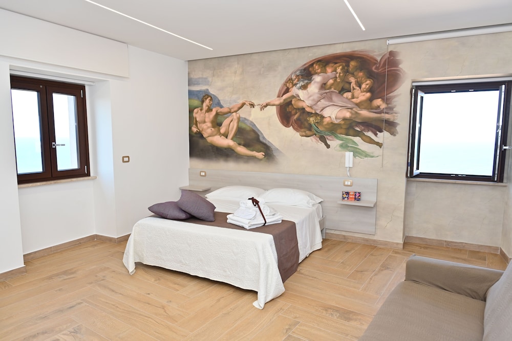 Suite Michelangelo photo 2