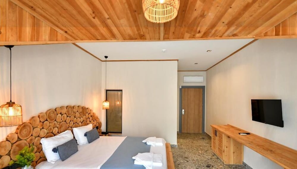 Deluxe Double Room, Garden View photo 1