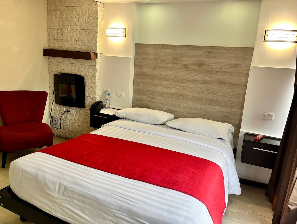 Premium Single Room photo 3