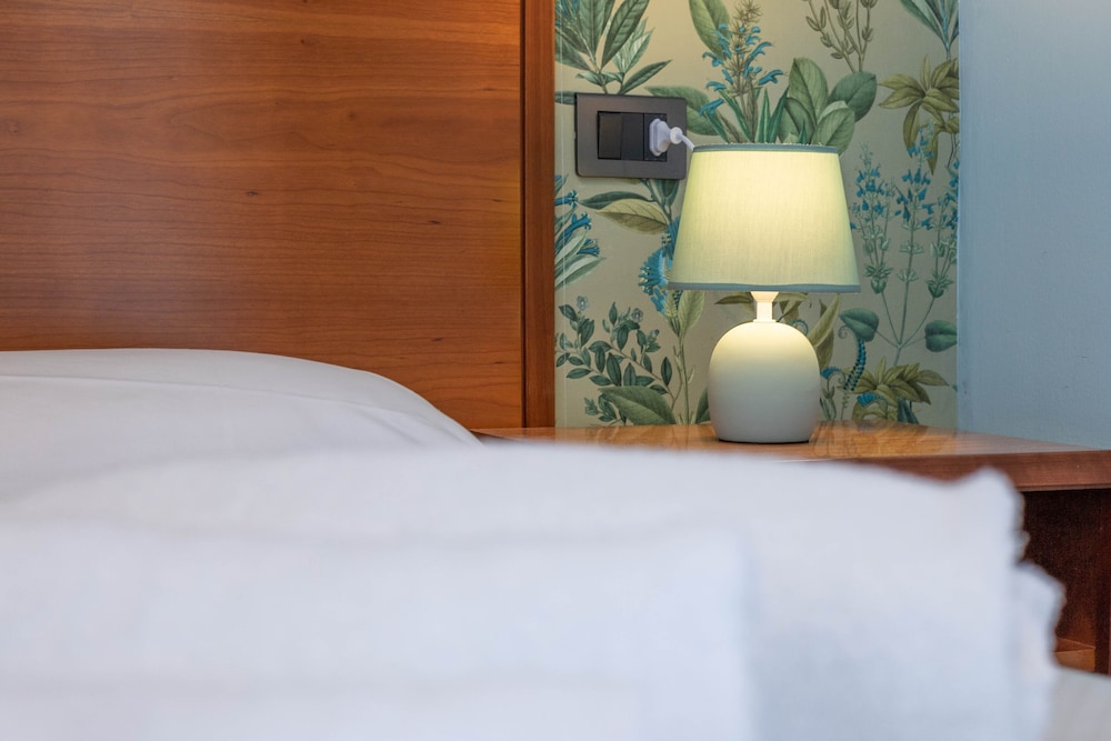 Basic Double or Twin Room photo 2