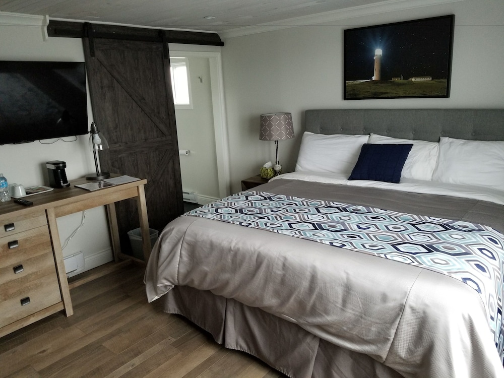 Suite (Cape Race Lighthouse) photo 1