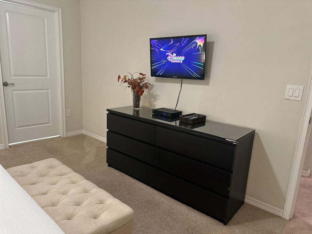 Spacious 4BR Home With Private Pool Near Disney, Billede 23