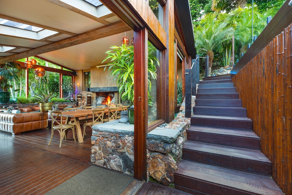 Luxury Villa photo 3