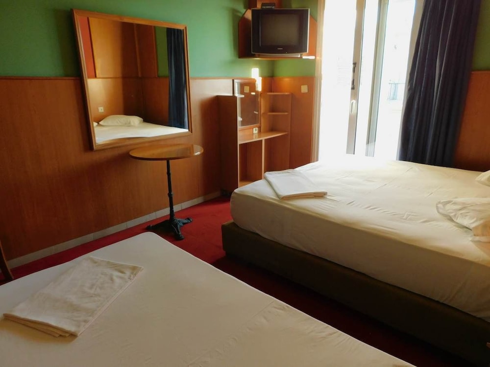 Basic Double or Twin Room