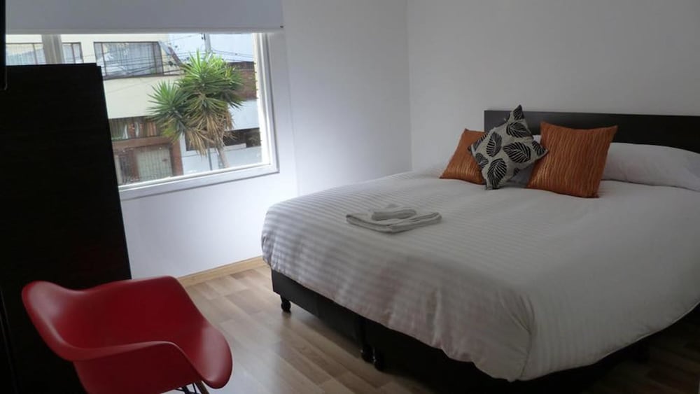 Double Room, 1 King Bed photo 2