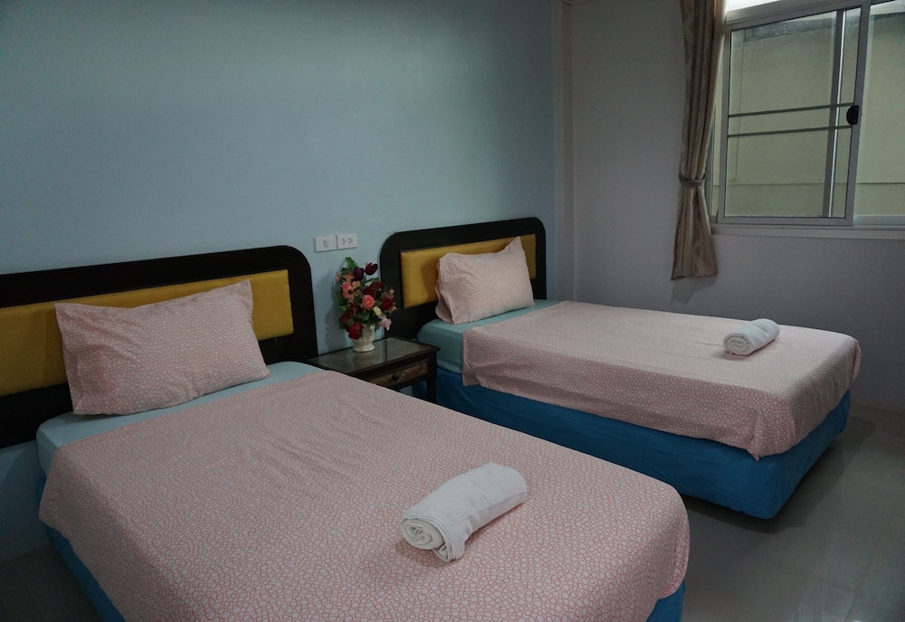 Standard Twin Room photo 1