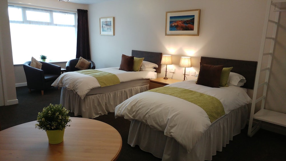 Studio, Ensuite (Twin) photo 1