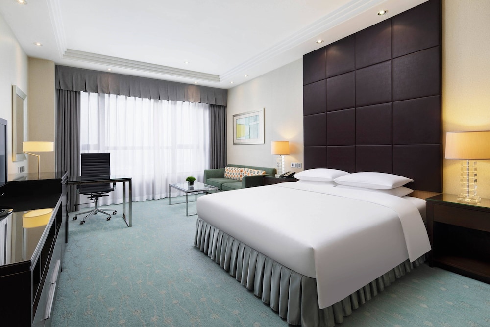 Executive Room, 1 King Bed - Photo 1