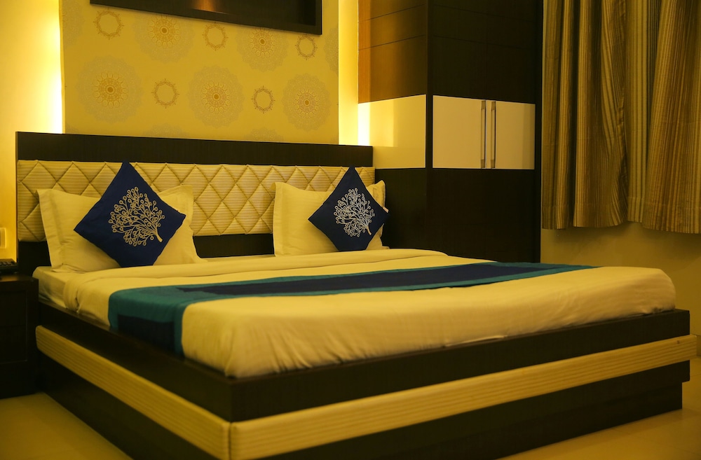 Deluxe Room, 1 Bedroom, Non Smoking - Photo 1