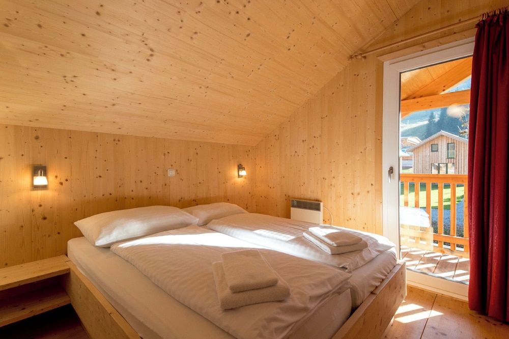 Chalet # 9  mit 2 Schlafzimmern & IR-Sauna