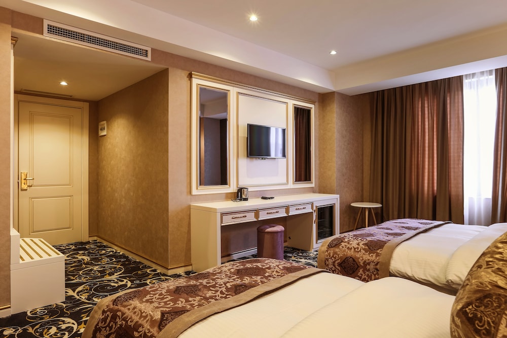 Quadruple Room photo 2