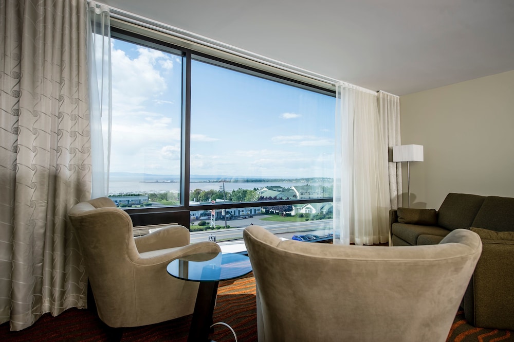 Mezzanine suite 1 king bed - Photo 4