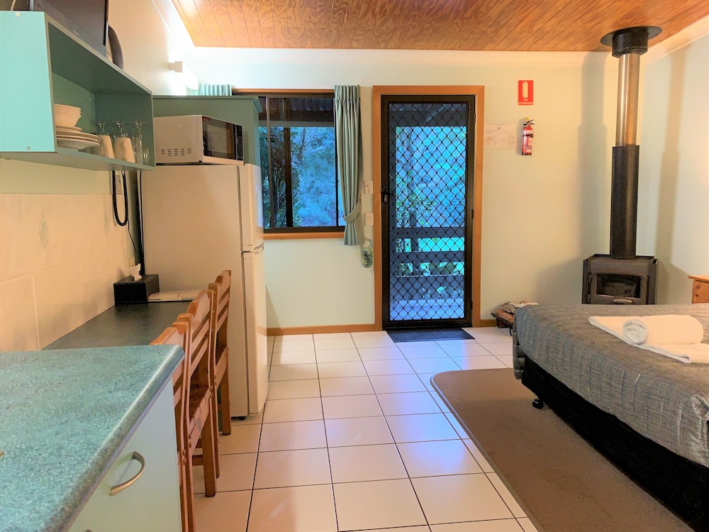 Standard Studio, Non Smoking, Kitchenette (Echidna Lodge) photo 2