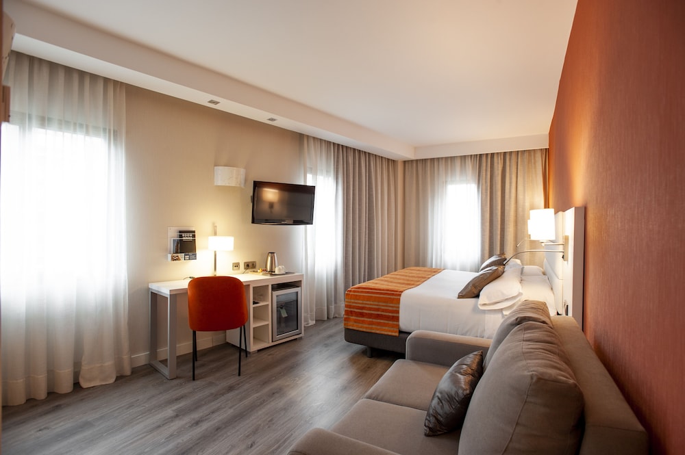 Superior Double Room Single Use photo 2