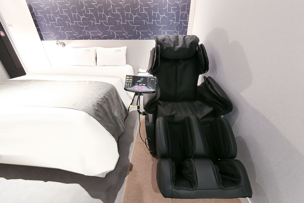 Premium Room - Photo 11
