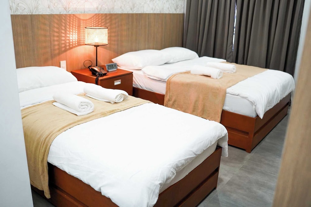 Deluxe Triple Room photo 3