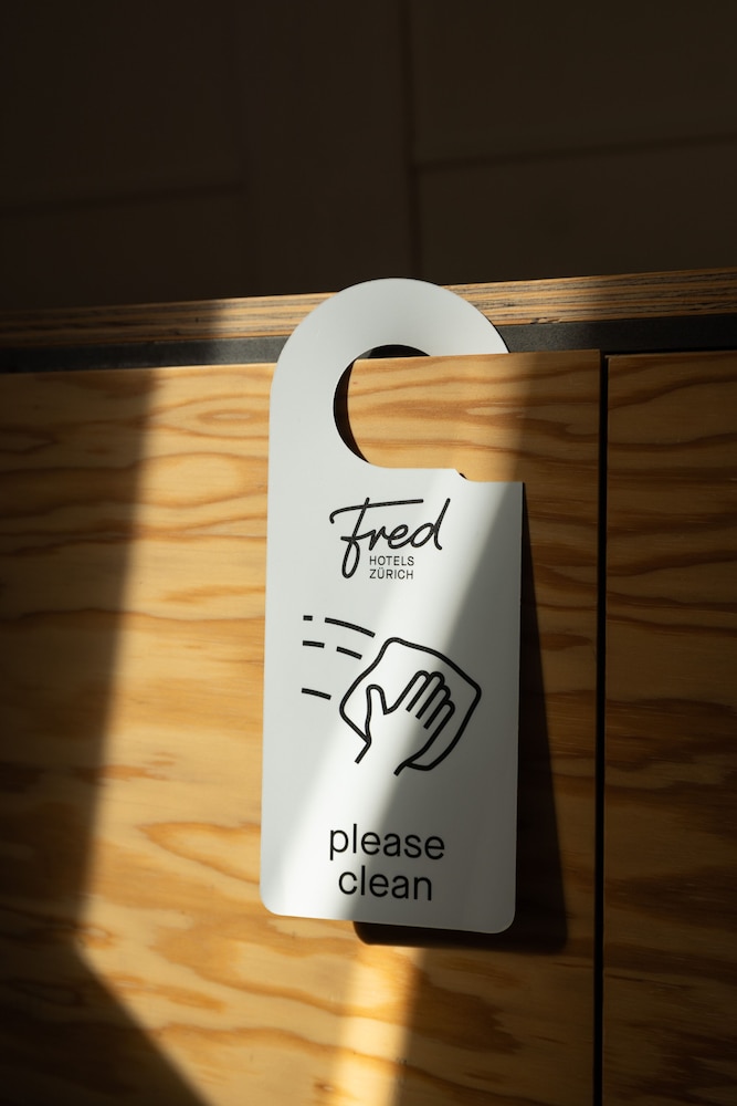 Twin Room - Photo 7