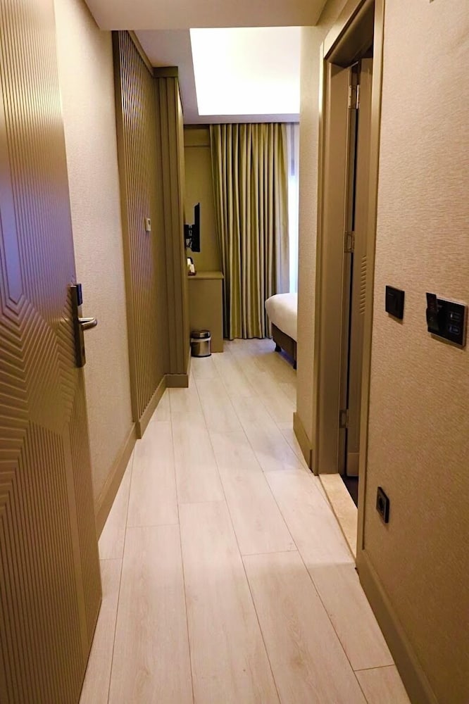 Standard Double Room photo 3