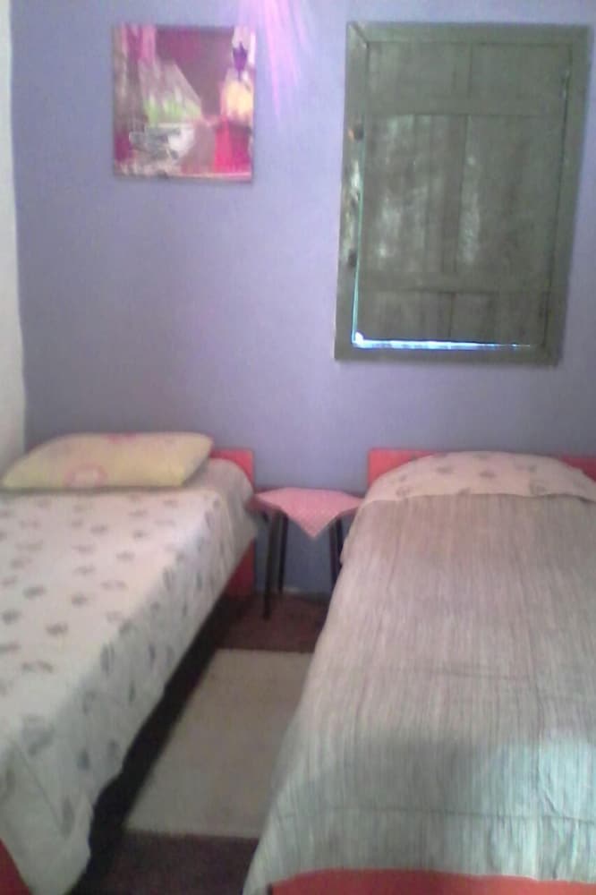 House, 2 Bedrooms photo 1