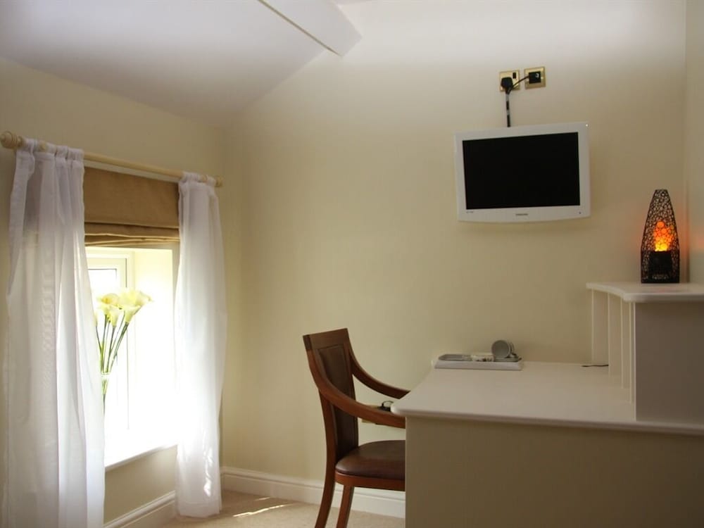 Standard Twin Room, Ensuite (Feng Shui ) photo 2