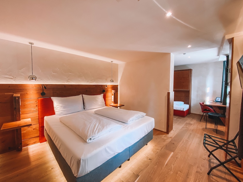 Deluxe Double Room photo 2