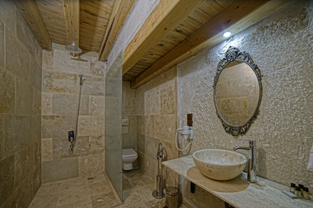 Junior Family Cave Suite - Photo 5