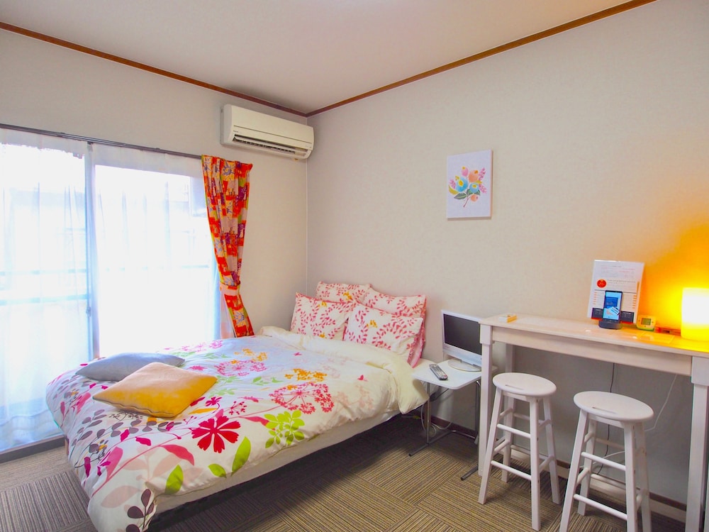 Western Style Room (a double bed) A