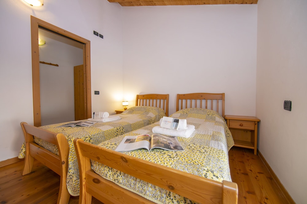 Family Apartment, Multiple Beds, Mountainside (Agritur Piazera 3) - Mountain View