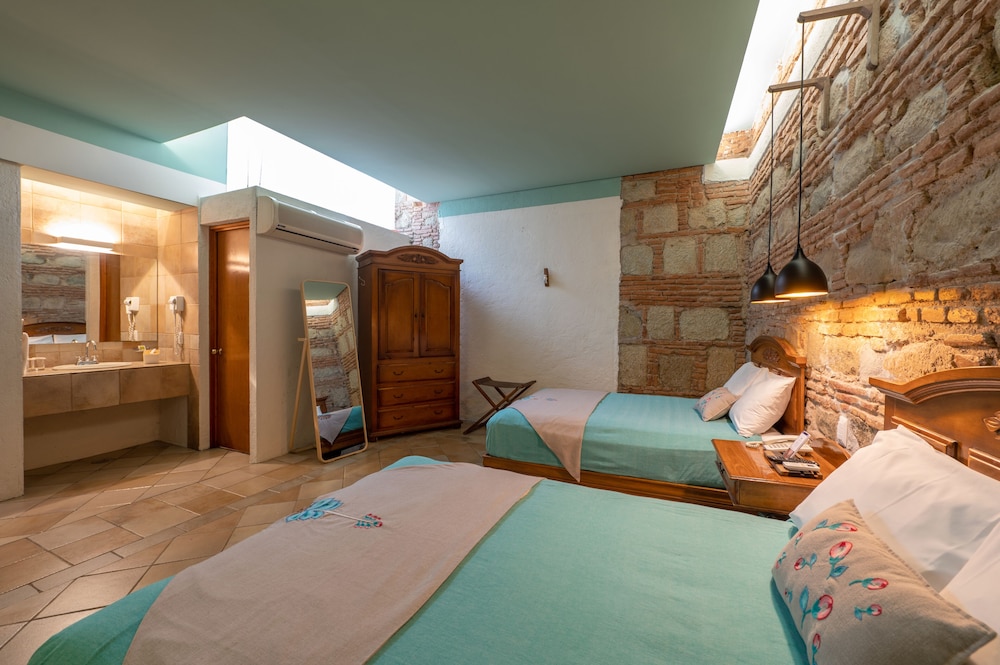 Superior Room, 2 Double Beds - Photo 10