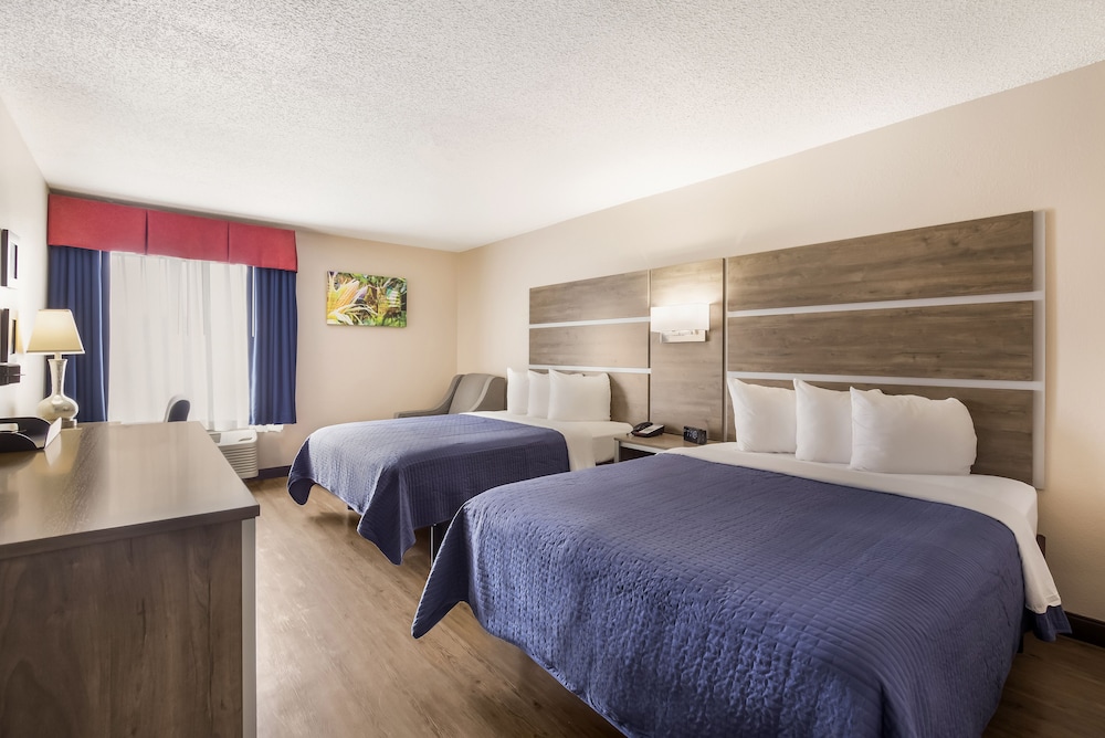 Standard Double Room, 2 Queen Beds, Non Smoking - Photo 4