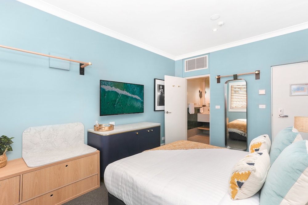 Bay Mini, 1 Queen Bed