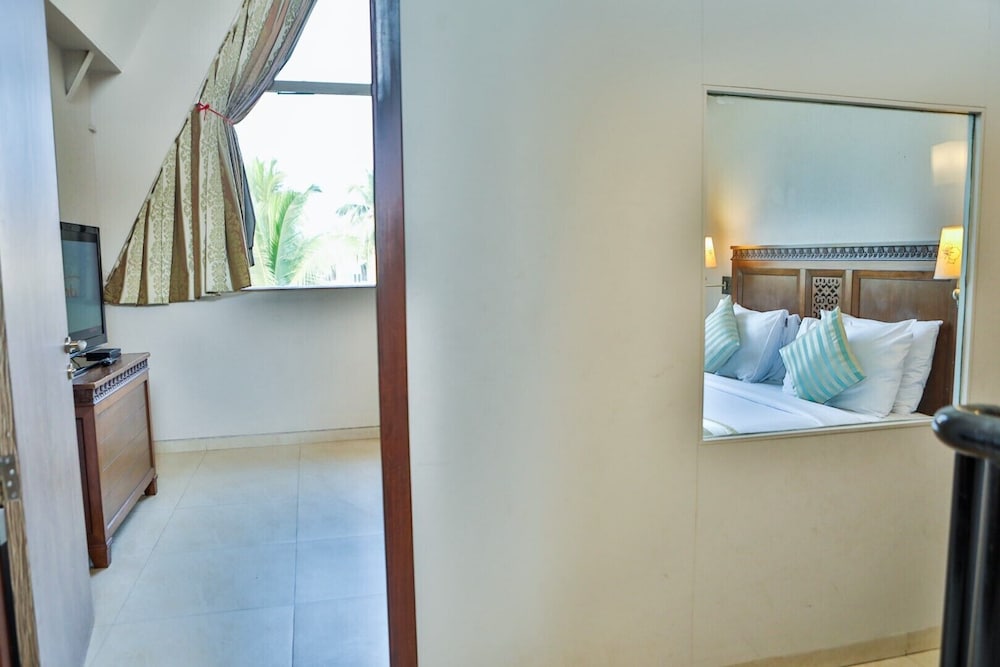 Duplex - Photo 10