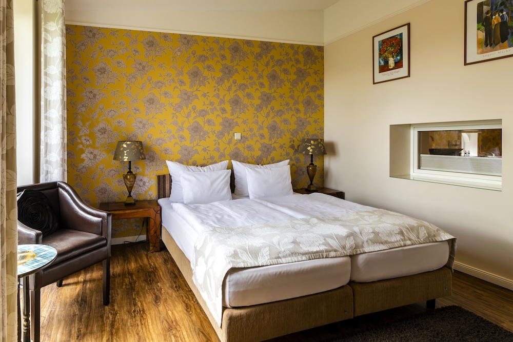 Comfort Double Room, 1 King Bed, Non Smoking photo 2