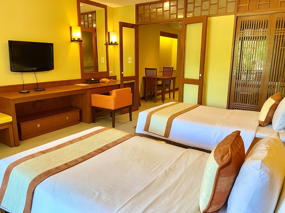 Deluxe Twin Room - Photo 14
