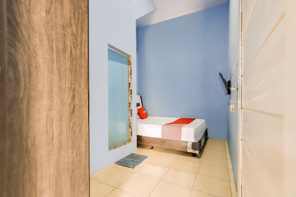 Standard Double Room - Photo 10