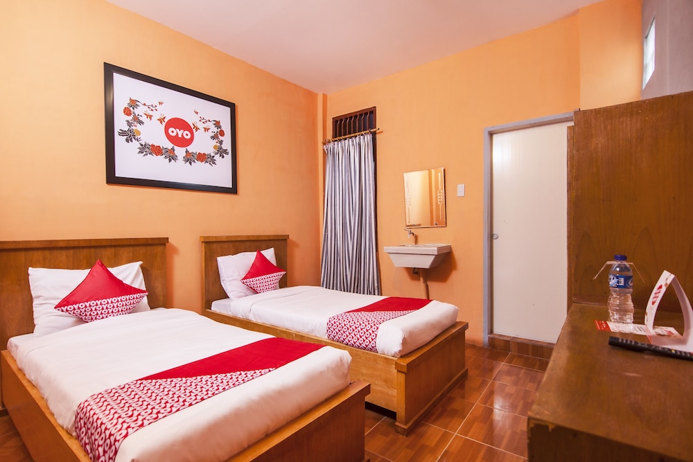 Standard Twin Room photo 2