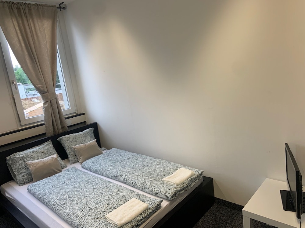 Basic Single Room