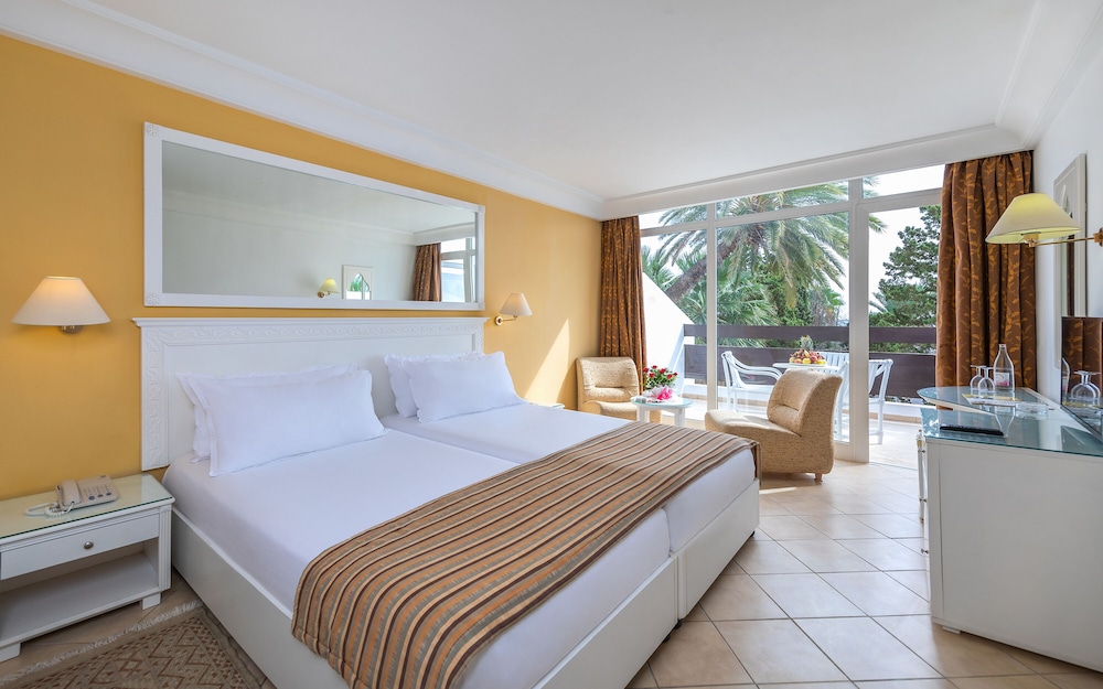Triple Room - Photo 1