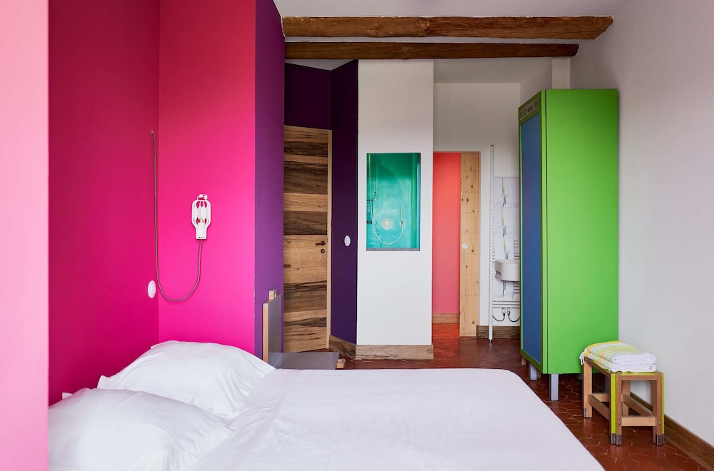 Classic Room (Happy Day) - Photo 2