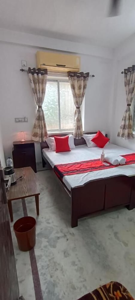 Standard Double Room, City View