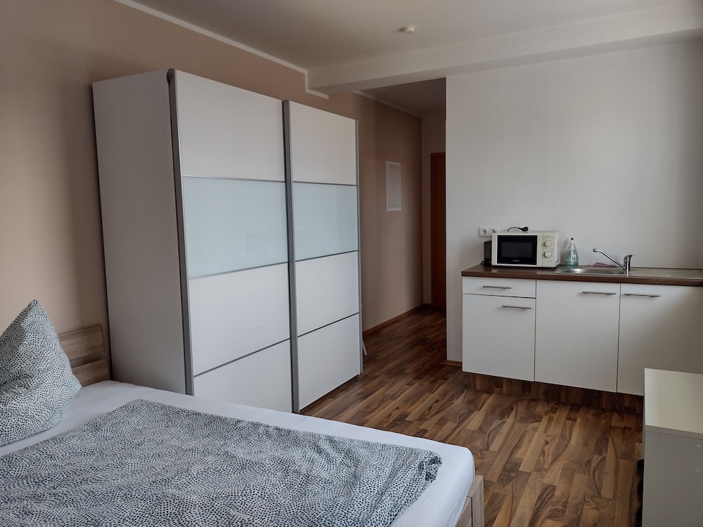 Basic Double Room Single Use, Non Smoking photo 1