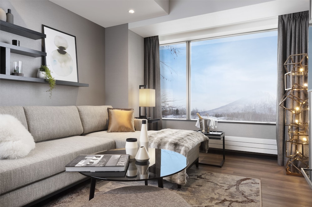 Suite, 2 Bedrooms (Yotei View) - Photo 7