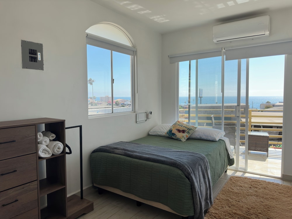 Deluxe Studio Suite, Ocean View photo 1