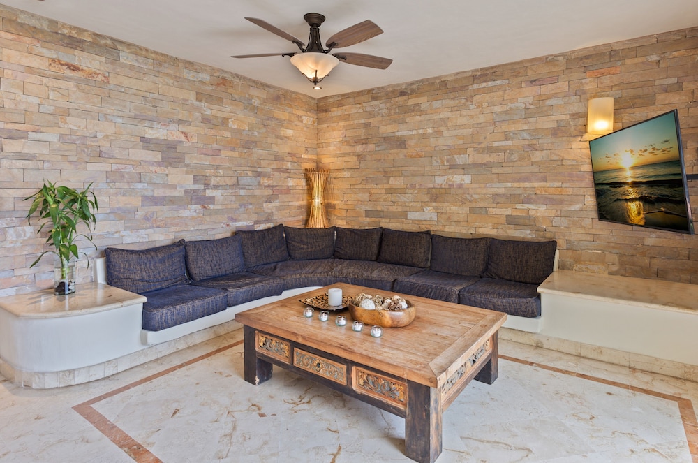 Comfort Penthouse, 2 Bedrooms, Hot Tub - Photo 9