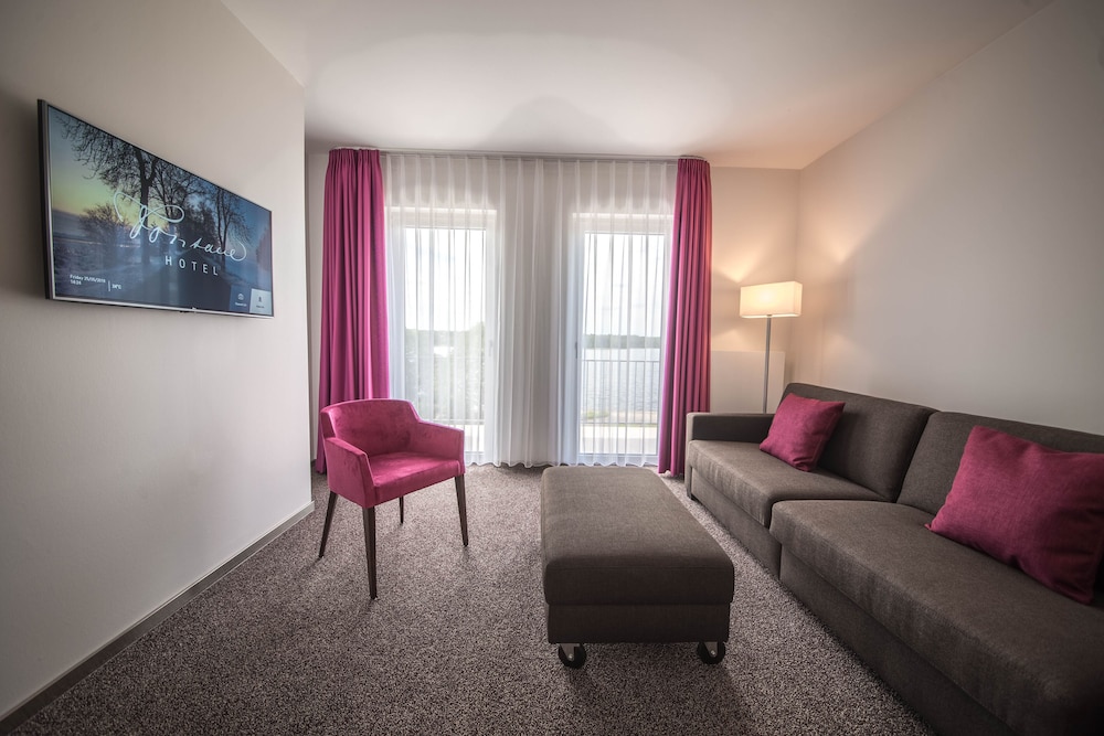 Grand Suite, Lake View photo 3