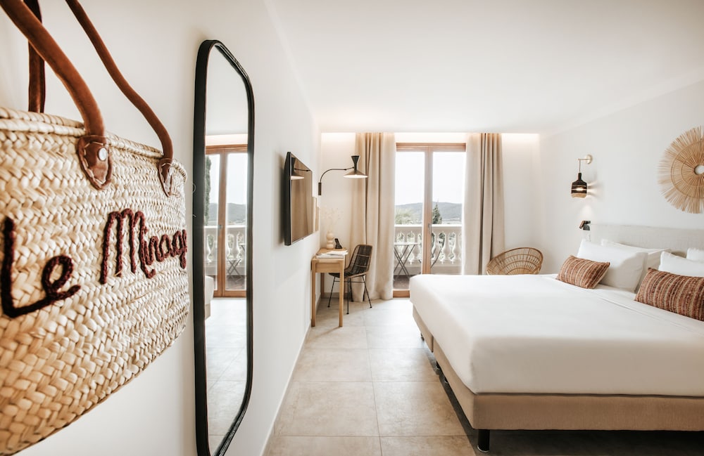 Club Mirage Double or Twin Room