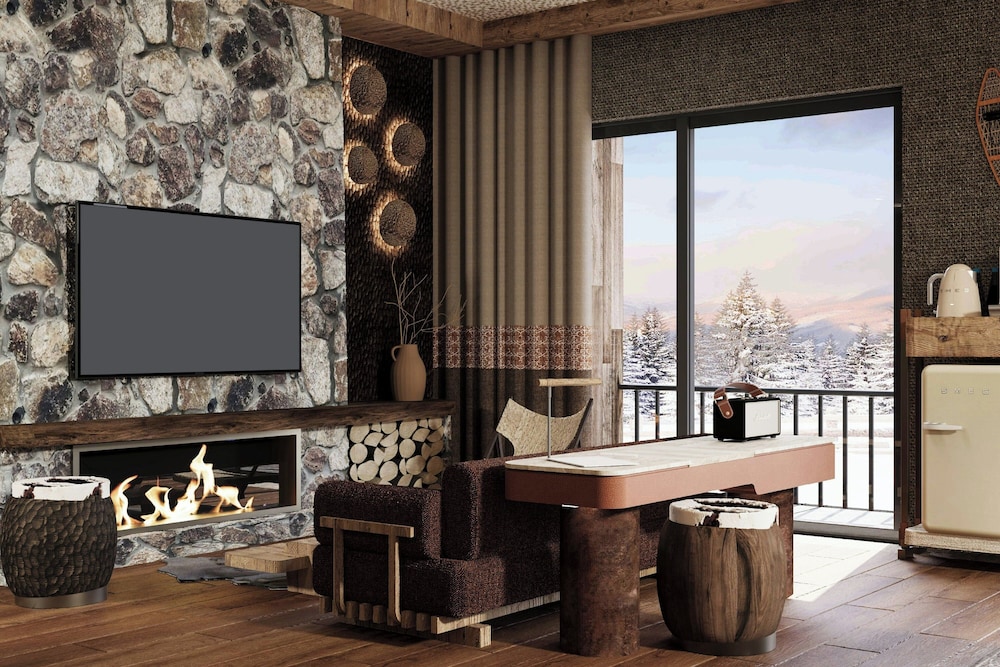 Suite, 1 King Bed, Non Smoking, Mountain View (Corner, Balcony)